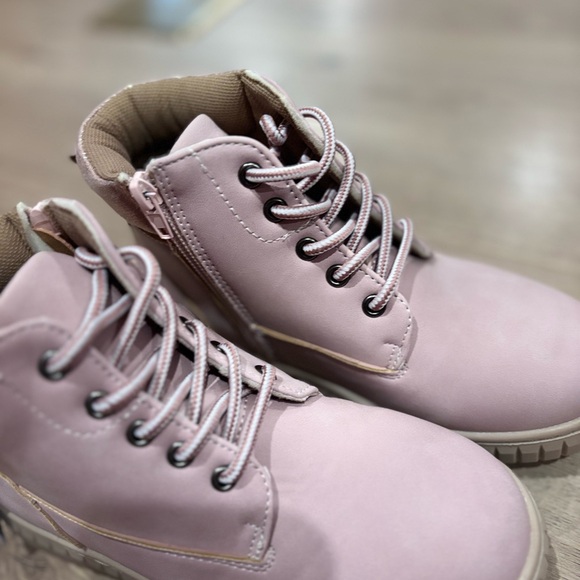 Tobfis Kids Zipper Ankle Boots Kids Sneaker Boot-Like High Top Design Pink 1 NWT - Picture 7 of 11